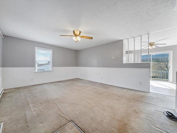 2nd image of 423 Danner Rd