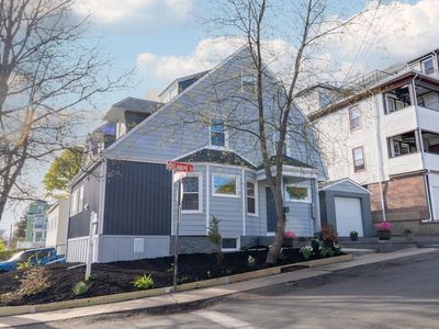 2 Laurel St, Chelsea, MA, 02150