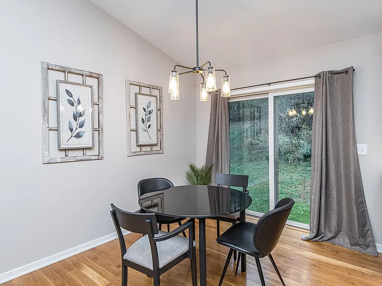 3367 Ridgeline Dr SE — Photo 4