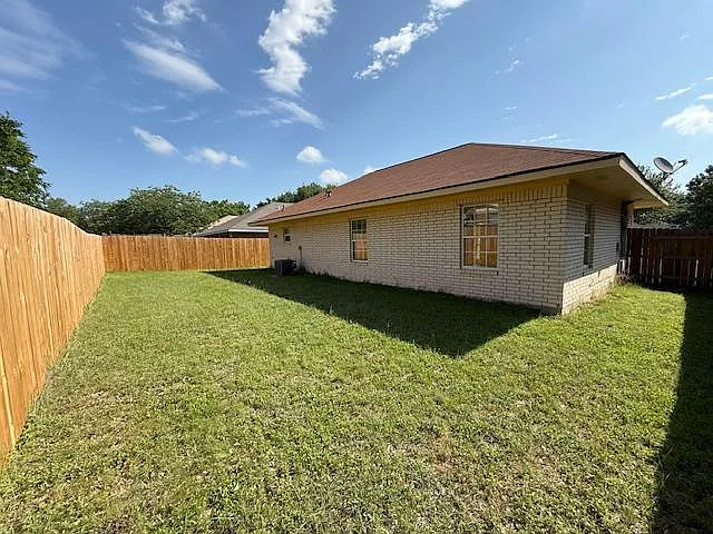 429 Northern Trl — Photo 15