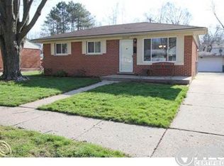 23220 Ashley Dr, Farmington Hills, MI 48336