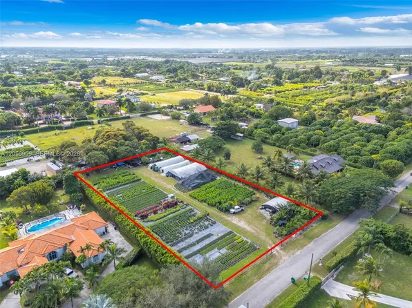194XX SW 204 S, Miami, FL 33187