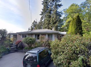 7411 Soundview Dr, Edmonds, WA 98026
