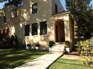 4206 38th St NW, Washington, DC 20016