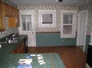 23 Maple St, Northbridge, MA 01534