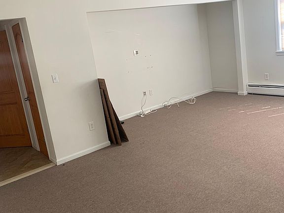 5th image of 48 Teresa Ave