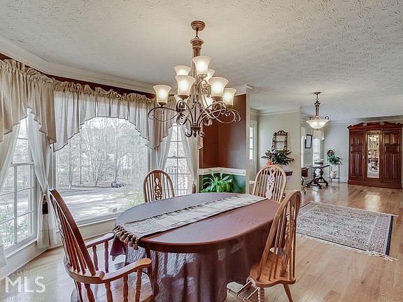 5th image of 3125 Brownwood Dr