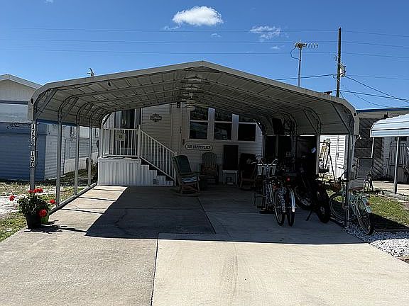 2nd image of 1720 Canada Ct