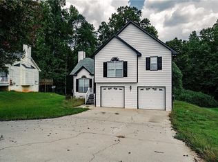 5724 Mistyview Dr, Rex, GA 30273