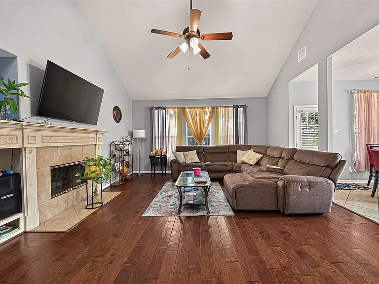 8910 Aberdeen Park Dr — Photo 9
