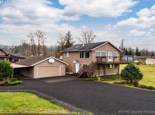 91629 Columbia River Rd, Clatskanie, OR 97016