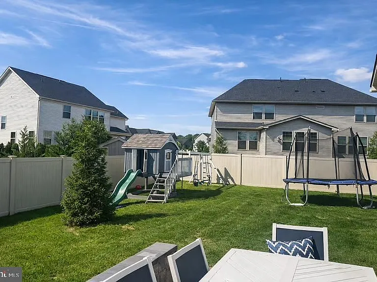 9705 Blandwood Way — Photo 21
