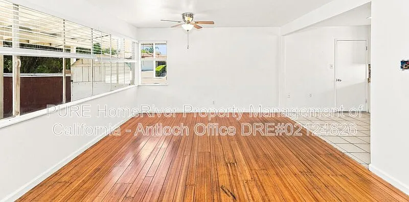 3 bed, 2.0 bath, 1100 sqft, $3,000 — Photo 4