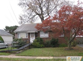 10 Clyde Ave, Hopelawn, NJ 08861