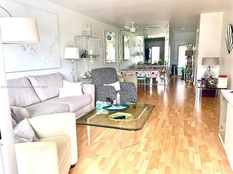 465 Paradise Isle Blvd #101 — Photo 6
