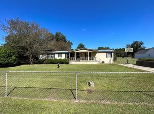 119 Old Mail Rd, Sylvester, GA 31791