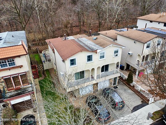 2nd image of 92 Mulberry Ave