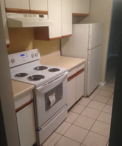 351 Elm St — Photo 1
