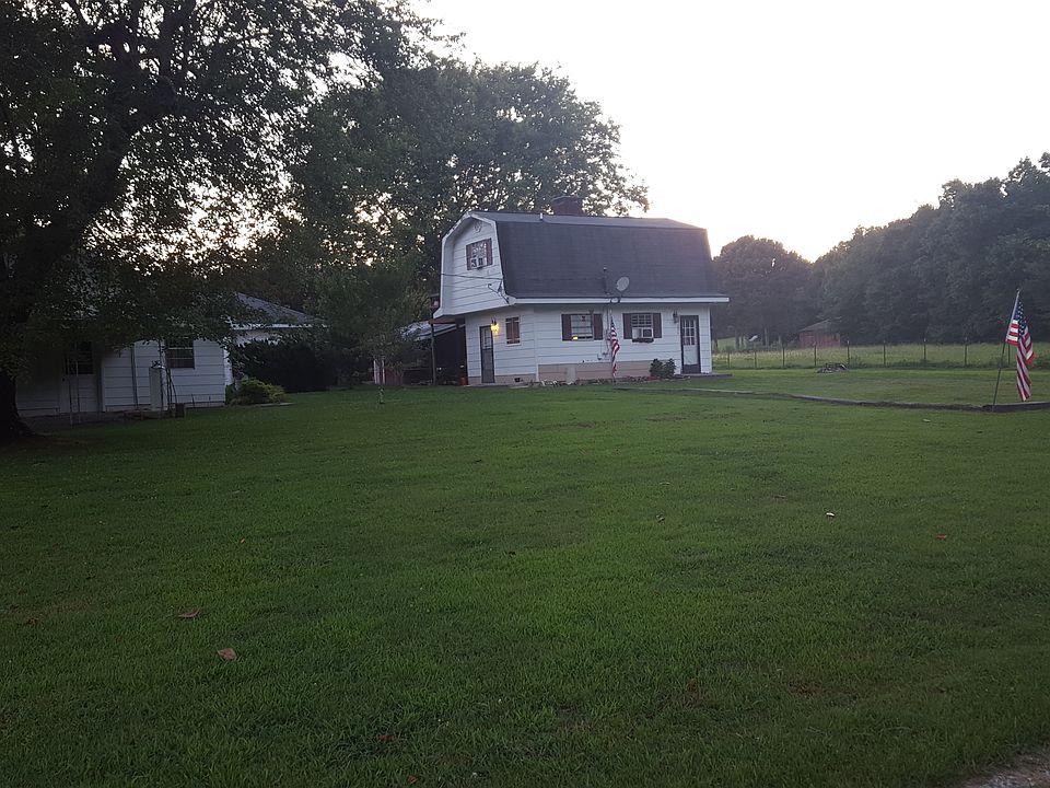 2nd image of 892 Red Clay Rd SW