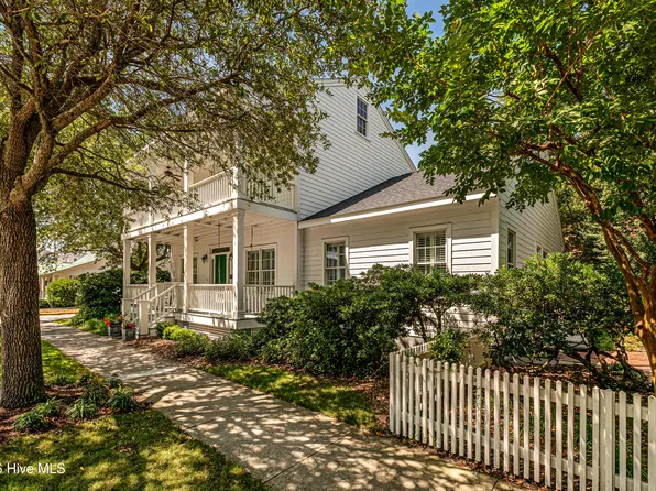 201 Broad Street, Beaufort, NC 28516