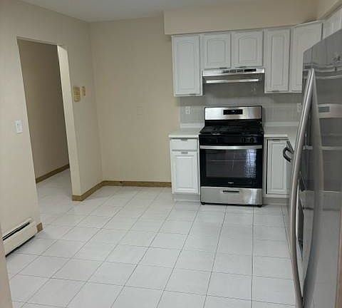5th image of 260 Broadway #4