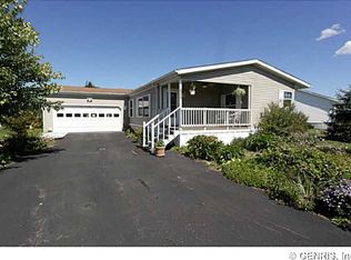 6396 Roberts Dr #201, Victor, NY 14564