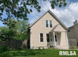 1126 23rd St, Moline, IL 61265