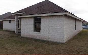 2nd image of 1103 E 8th St