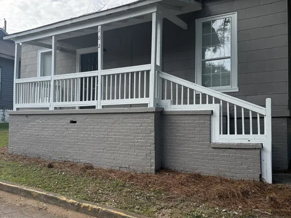 202 Vine St, Lagrange, GA 30241