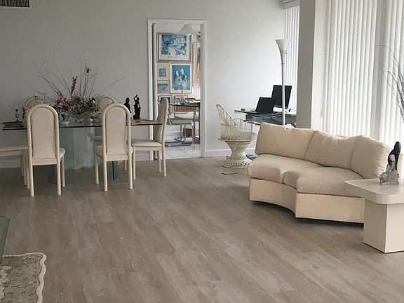 3rd image of 4020 Galt Ocean Dr APT 301