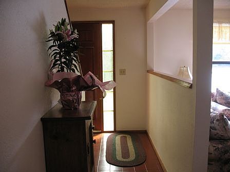 Int. Front Hall