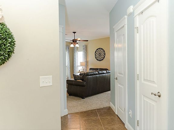 5th image of 9837 Cumbria Dr