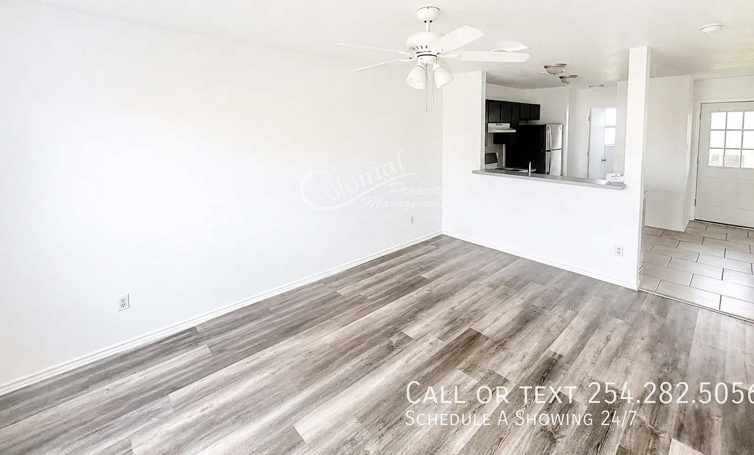 2 bed, 1.0 bath, 910 sqft — Photo 3