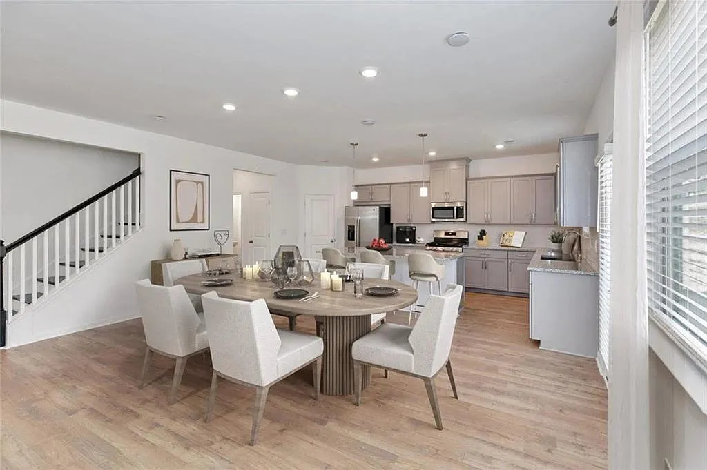 4 bed, 3.5 bath, 3057 sqft, $3,250 — Photo 3