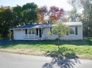 27 Riverview Dr, Newbury, MA 01951