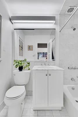 Rented by Level Group | media 7