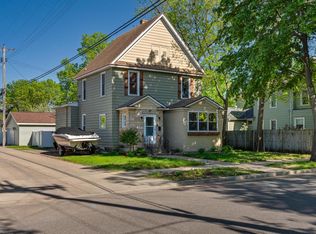 419 10th St S, La Crosse, WI 54601