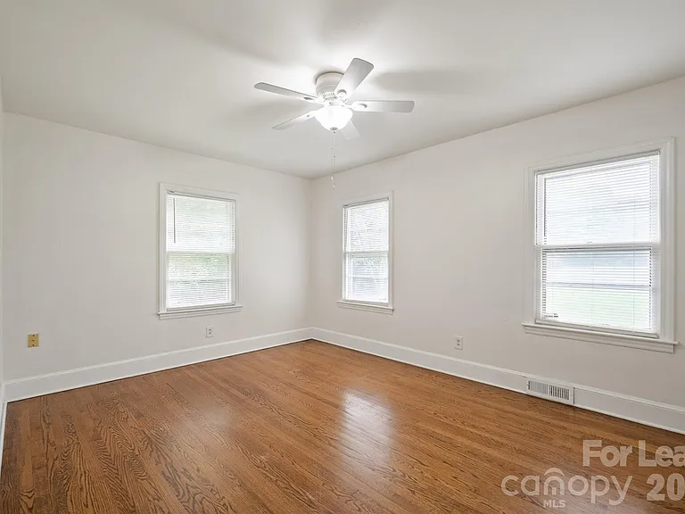 7122 Mallard Creek Rd — Photo 15