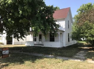 302 S Main St, Atkinson, NE 68713