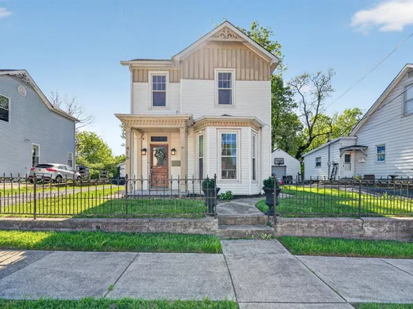 416 Manchester St, Aurora, IN 47001