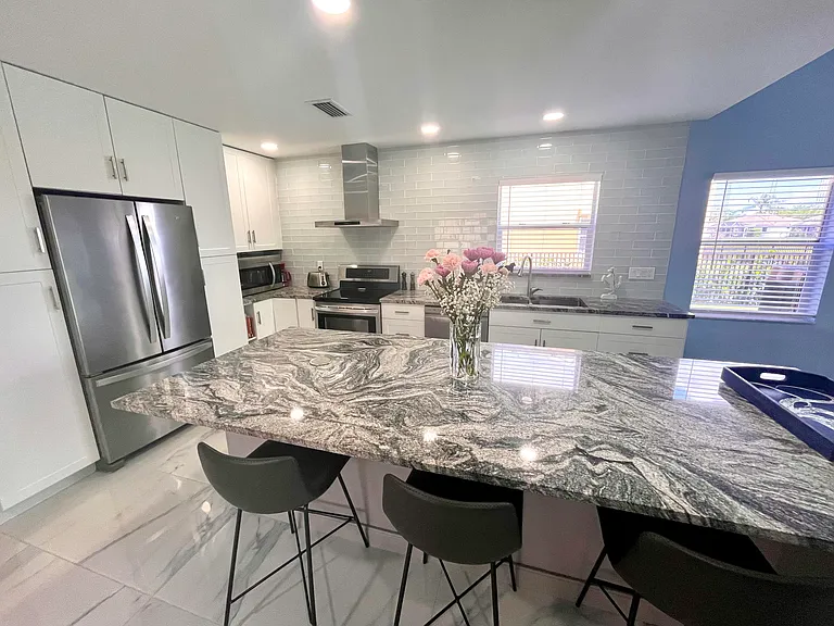 2660 Neaton Ct — Photo 9