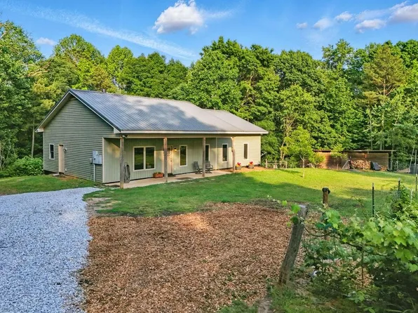 5395 Buffington Rd, Gillsville, GA 30543