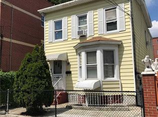 10211 Alstyne Ave, Corona, NY 11368