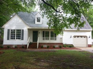 402 Gold Leaf Dr, Goldsboro, NC 27534