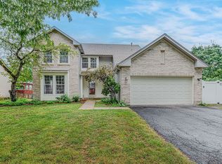 1449 Eliot Trl, Elgin, IL 60120