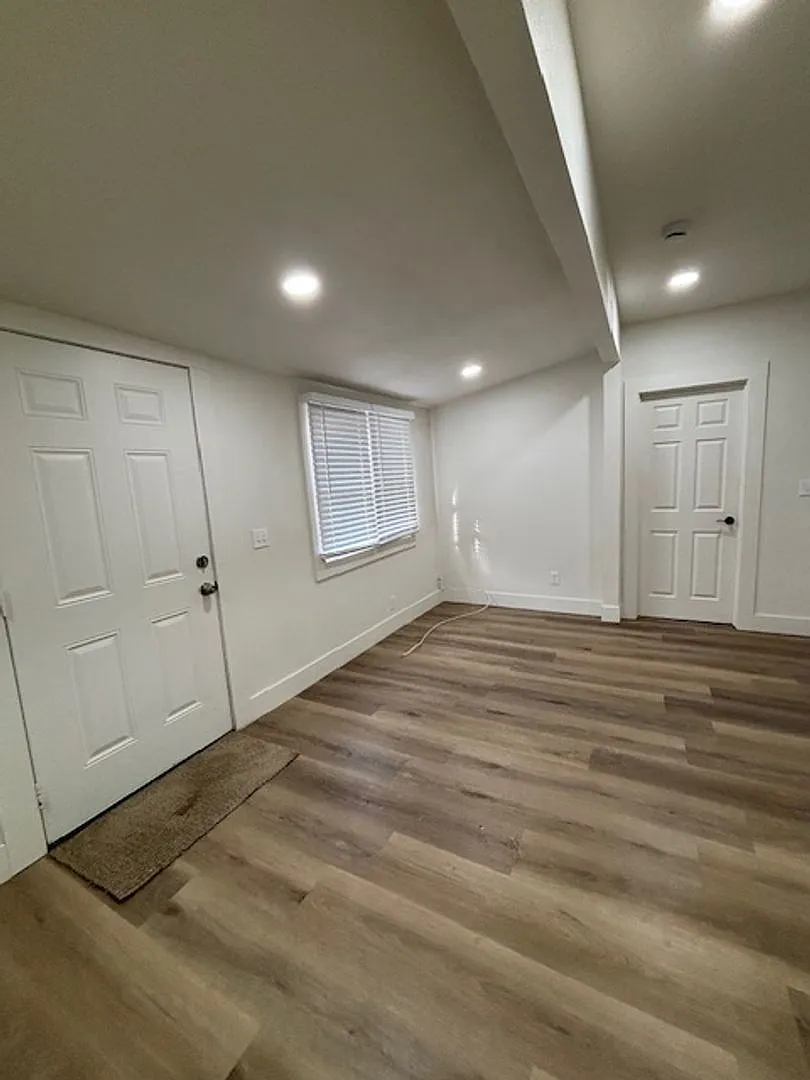 1 bed, 1.0 bath, 705 sqft, $1,750 — Photo 3