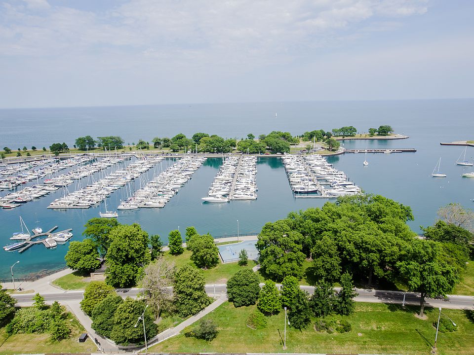 2nd image of 3300 N Lake Shore Dr APT 13E