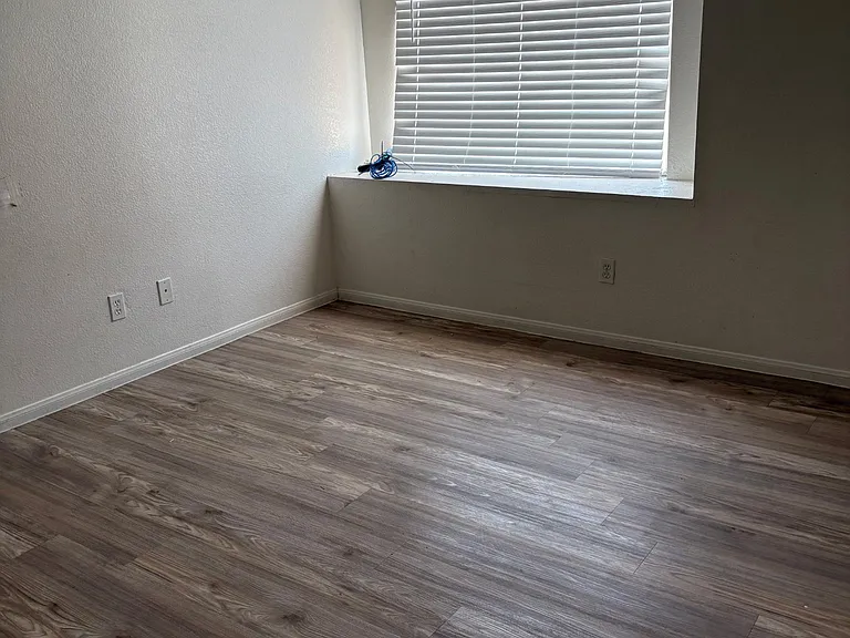 1101 Potro Dr #2 — Photo 4