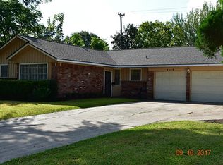 7107 Roos Rd, Houston, TX 77074