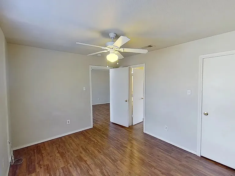 2703 Kool Ave — Photo 13